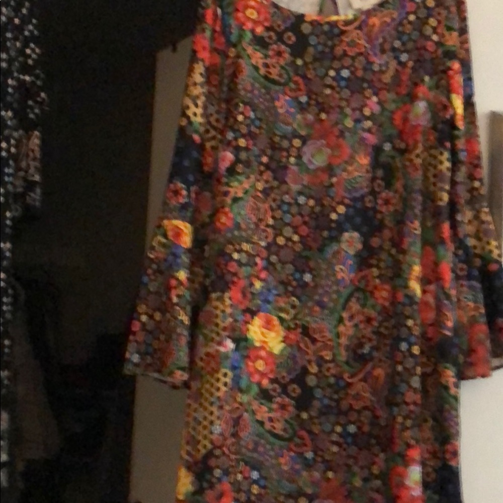 Keyhole back beautiful floral dress